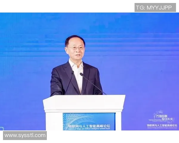 重庆足球队转型之路的挑战与机遇探索特别报道 重庆足球队转型之路的挑战与机遇探索特别报道